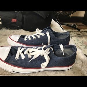 Worn once. Women’s Converse Allstars Blue islet.